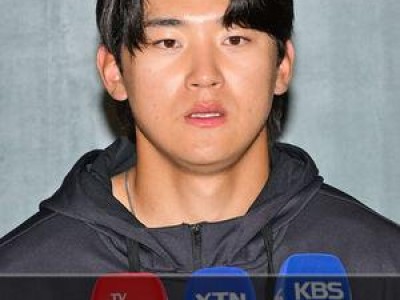 KIA 슈퍼스타들 스프링캠프 항공편은 이코노미 클래스라니