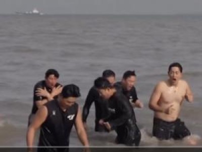 한화 선수들 1년 전 겨울 바다 훈련 영상이 화제