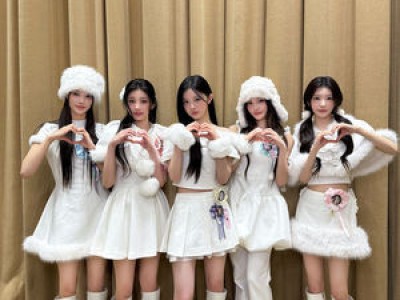 아일릿 연말 무대서 화려하게 뽐낸 글로벌 존재감