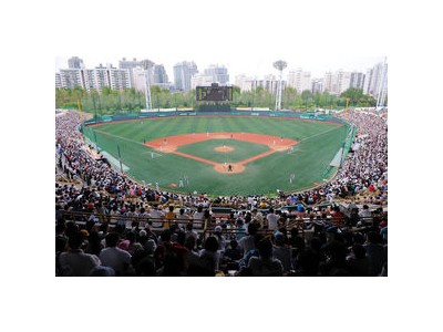 한국 프로야구 1000만 관중 달성했지만 외화내빈 지적