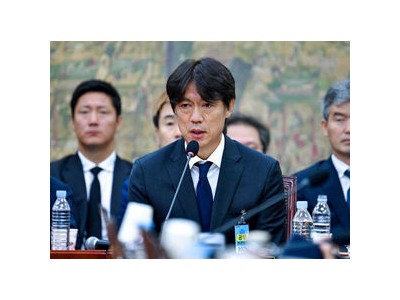 일본 축구계 감독 선임 문제로 또 실수했네