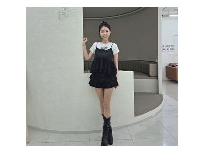 코요태 신지 무대 의상에 팬들 반응 뜨거워